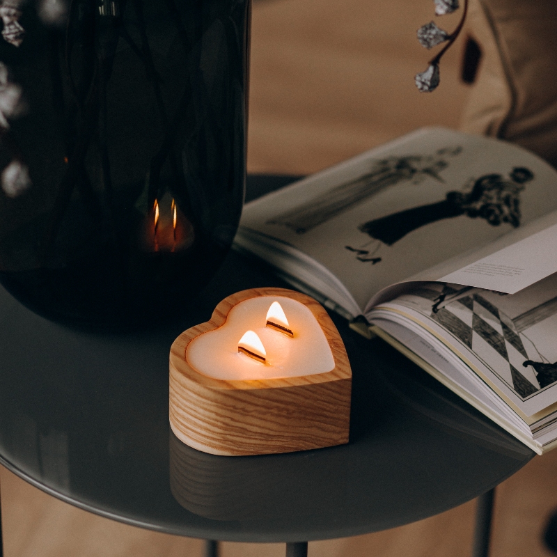 Lerosh Ellipse wooden soy candle Lerosh Heart
