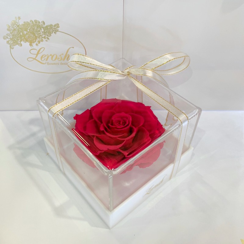 Raspberry Preserved Rosebud Gift Box Lerosh - Premium